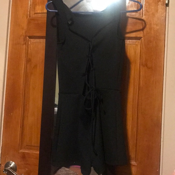 Black romper - Picture 2 of 2